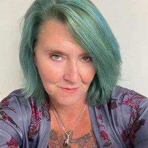 Meet your Posher, Tracy
